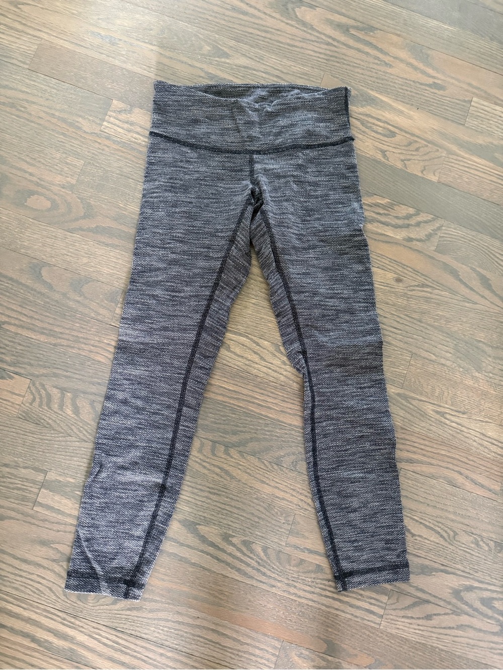 lululemon athletica Low-Rise Heathered Charcoal Gray Leggings
